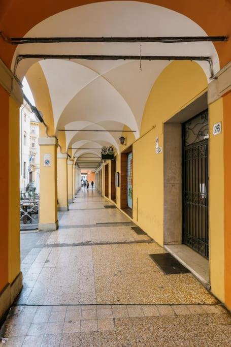 Suite In Via Del Pratello Bolonia Exterior foto